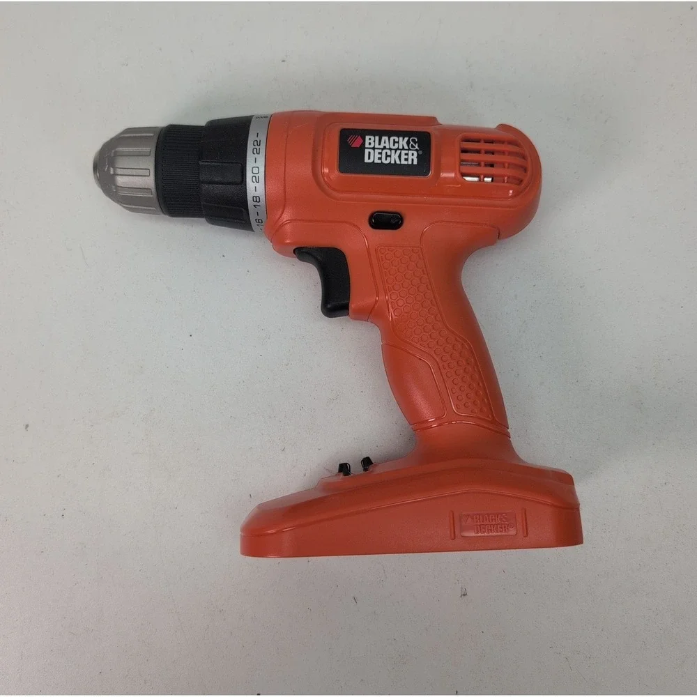 BLACK & DECKER 18V CORDLESS DRILL GC1800‎ WORKS TOOL ONLY